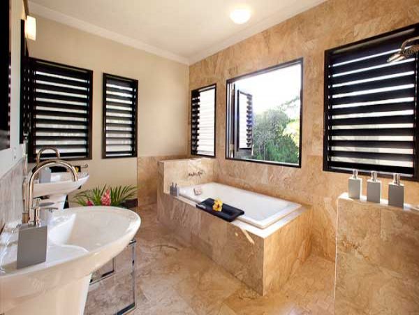 Jamaica Home 985451