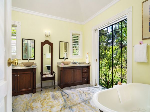 Jamaica Home 985453