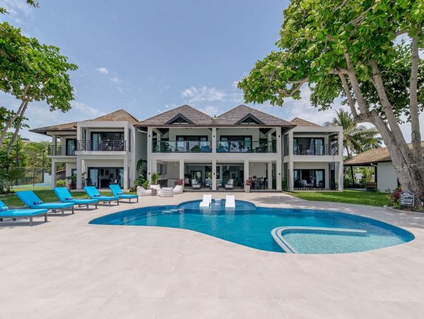 Jamaica Home 985456