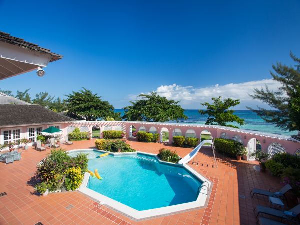 Jamaica Home 985459