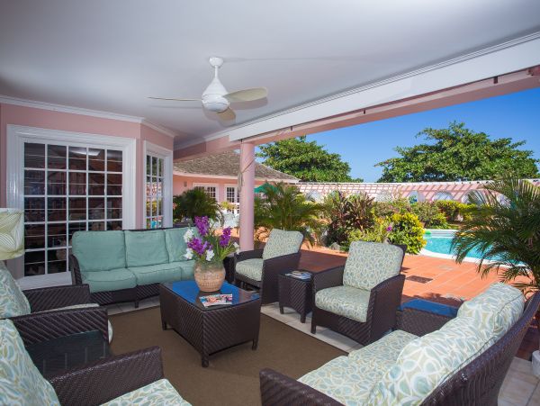 Jamaica Home 985459