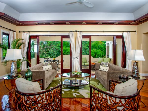 Jamaica Home 985462