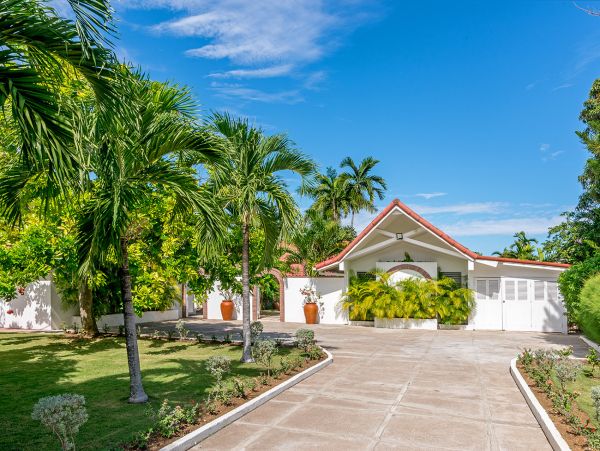Jamaica Home 985463