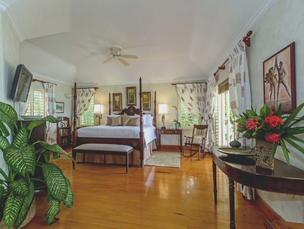 Jamaica Home 985464