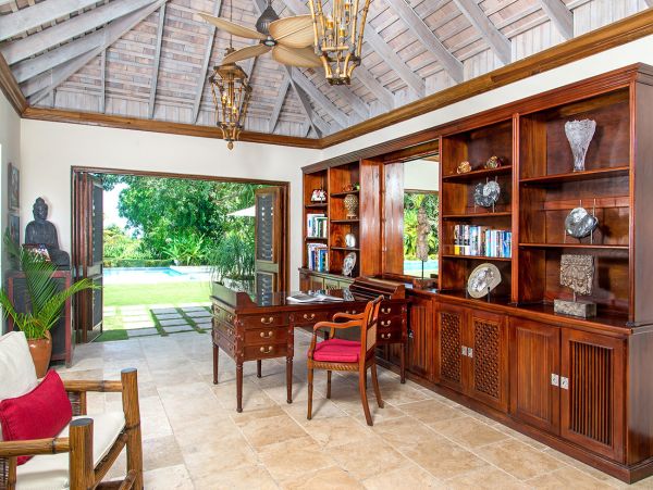 Jamaica Home 985472
