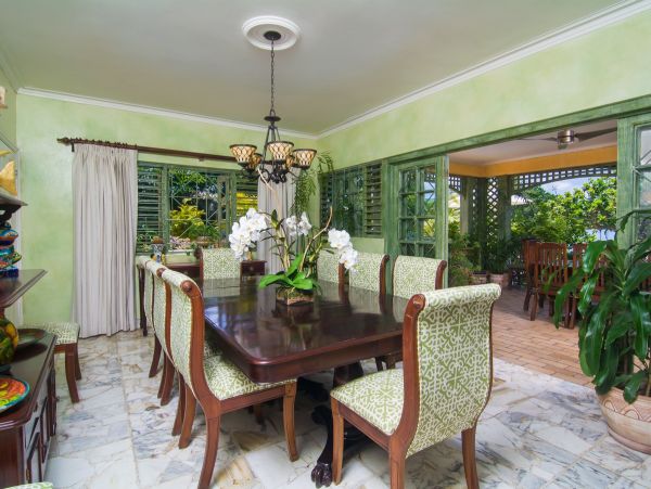Jamaica Home 985475