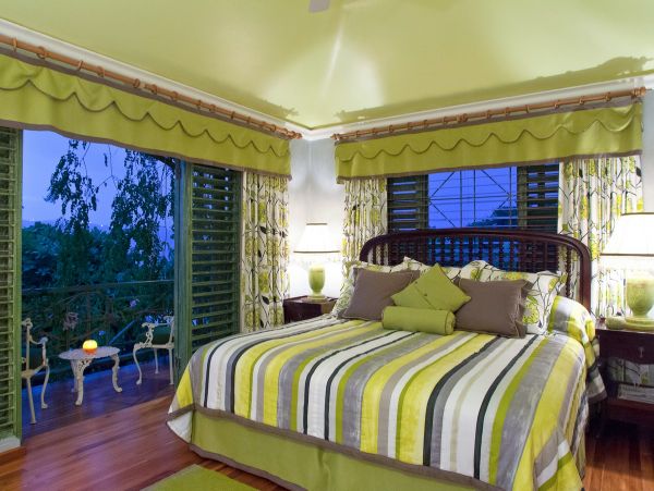 Jamaica Home 985475