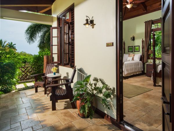 Jamaica Home 985476