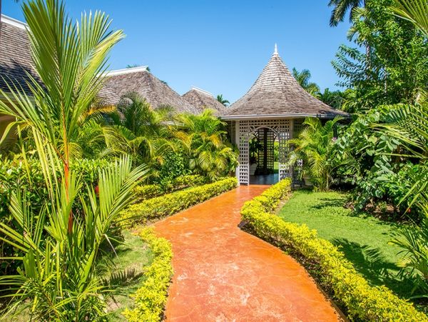 Jamaica Home 985490