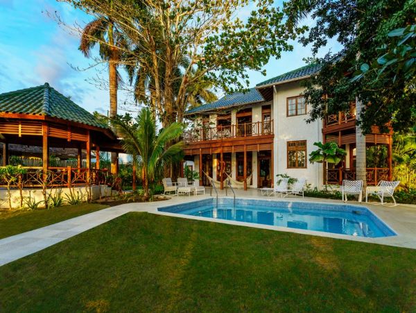 Jamaica Home 985491