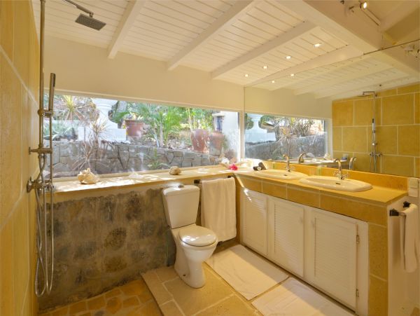 Jamaica Home 985493