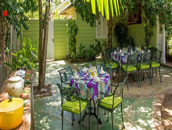 Jamaica Home 985495