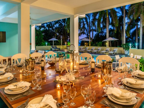 Elegant Nine Bedroom Residence Near the Beach in Jamaica