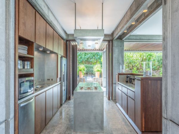 St. Barts Home 985517