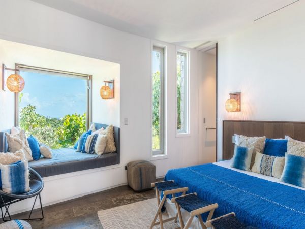 St. Barts Home 985517