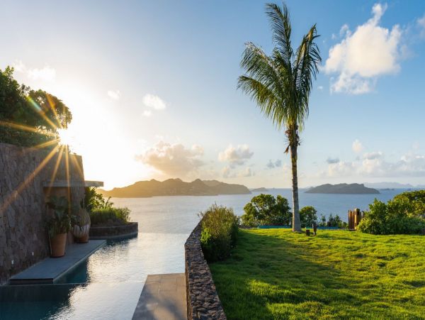St. Barts Home 985517