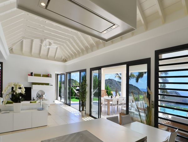 St. Barts Home 985518