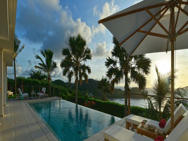 St. Barts Home 985518