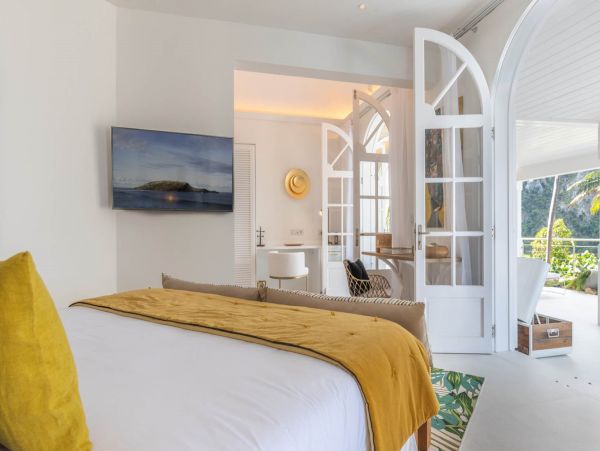St. Barts Home 985519