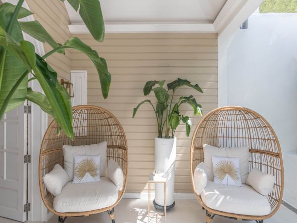 St. Barts Home 985519