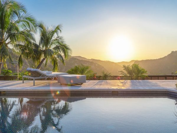 St. Barts Home 985519