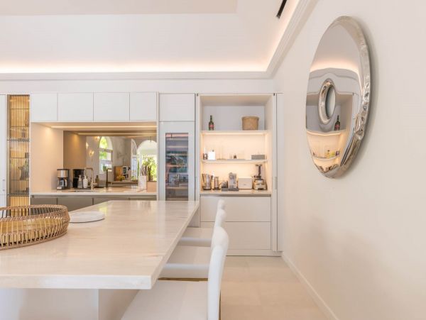 St. Barts Home 985519