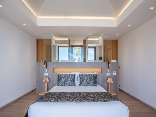 St. Barts Home 985520