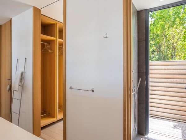 St. Barts Home 985520
