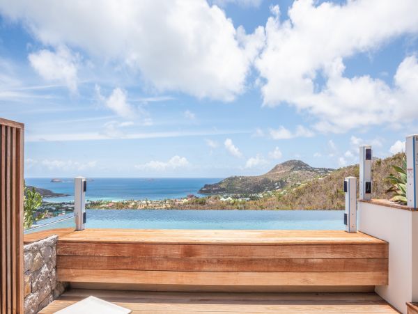 St. Barts Home 985520