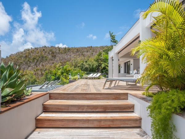St. Barts Home 985520