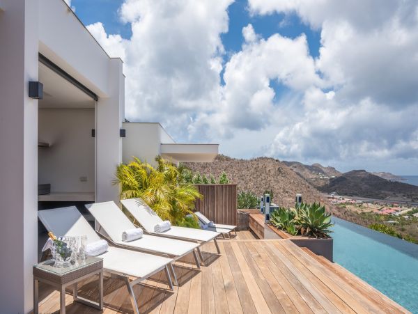 St. Barts Home 985520