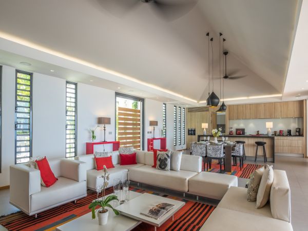 St. Barts Home 985520