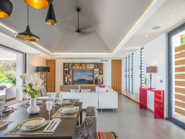 St. Barts Home 985520