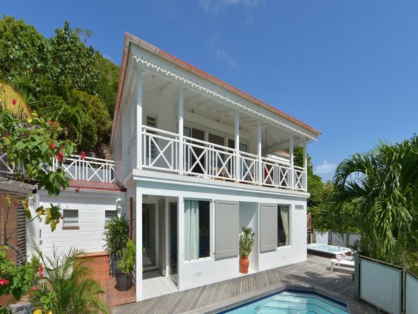 St. Barts Home 985522