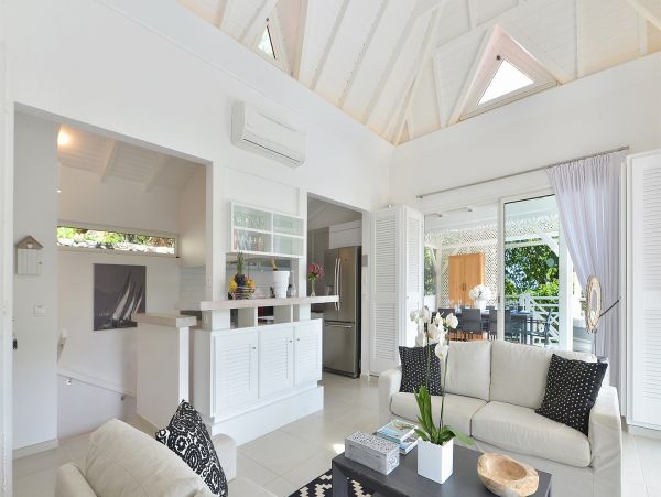 St. Barts Home 985522