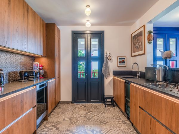 St. Barts Home 985523