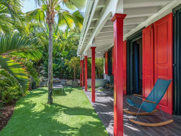 St. Barts Home 985523