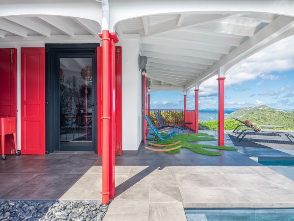 St. Barts Home 985523