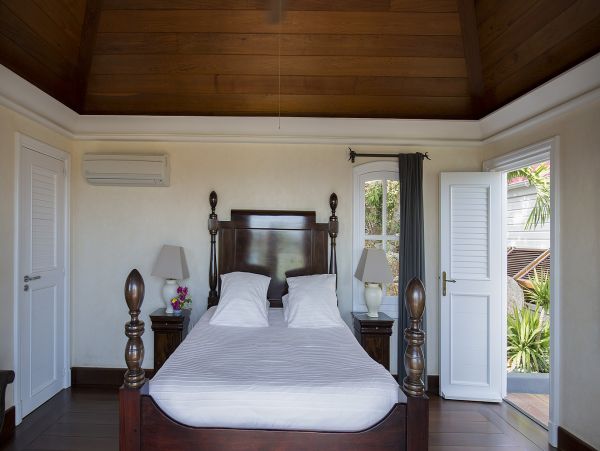 St. Barts Home 985524