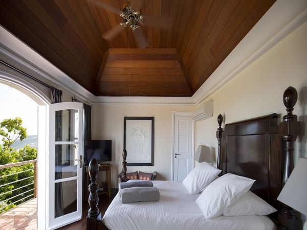St. Barts Home 985524