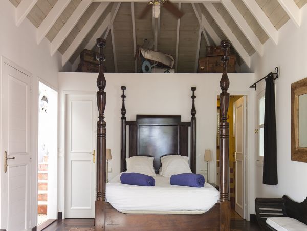 St. Barts Home 985524
