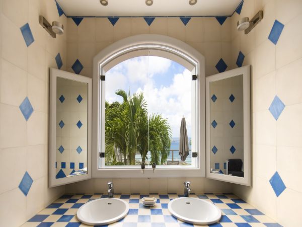 St. Barts Home 985524
