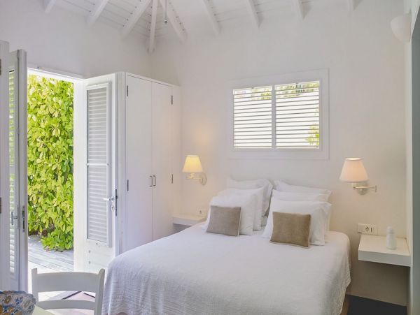 St. Barts Home 985525