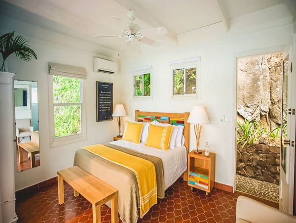 St. Barts Home 985527