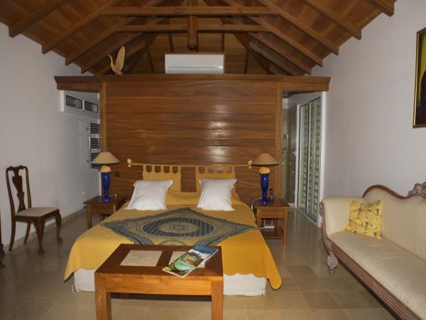 St. Barts Home 985528