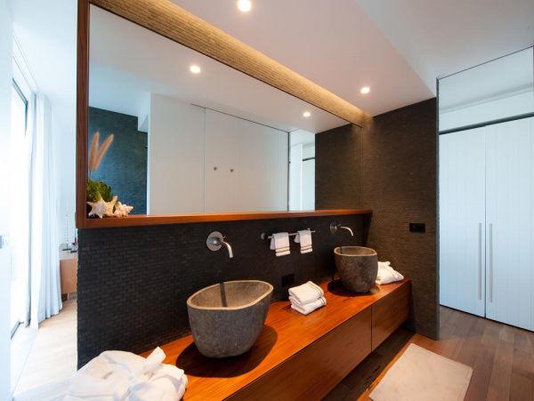 St. Barts Home 985530