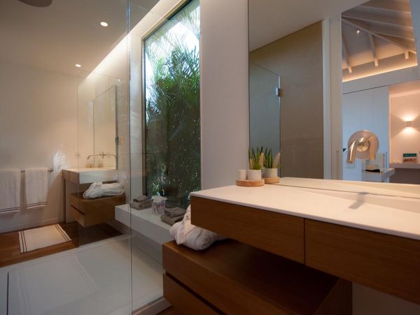 St. Barts Home 985530