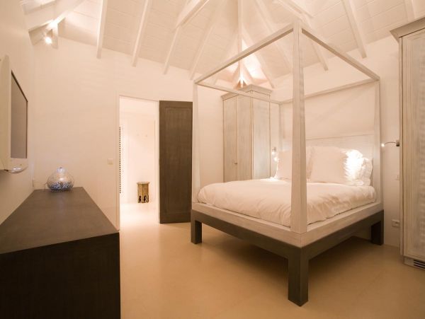 St. Barts Home 985532
