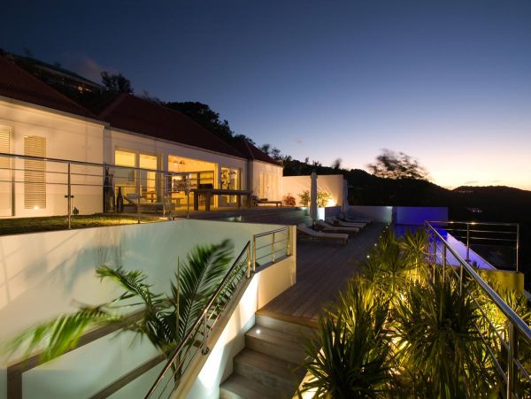 St. Barts Home 985532