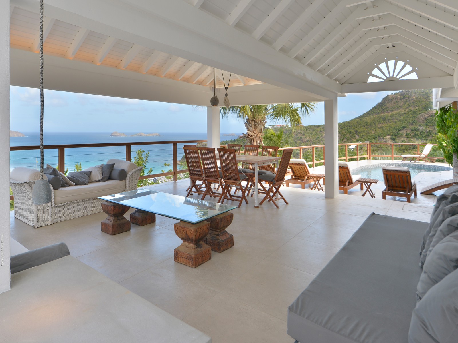 St. Barts Home 985534